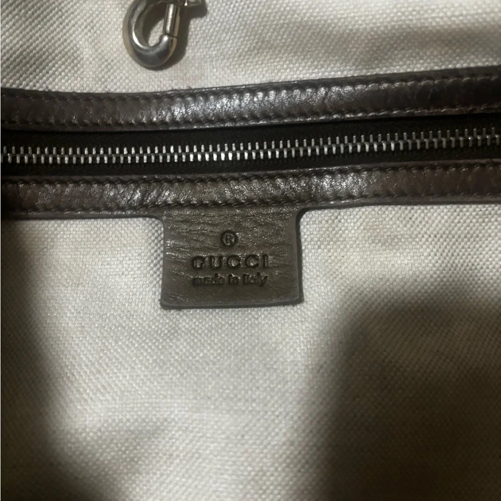 Gucci Brown GG Canvas Tote with Gold Heart Charm - Picture 7 of 10